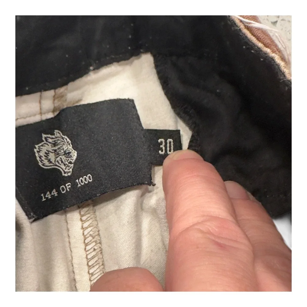 NFGU WolvesO Limited Edition Camo Pants Mens Size 30 Artist Collaboration‎